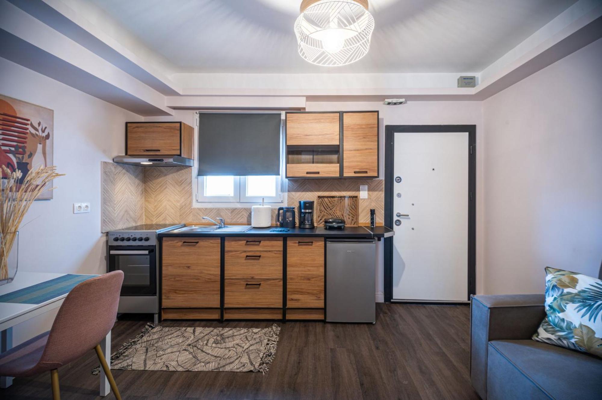 Niki Athens Suites - Urban Apartment In Athens Center Екстер'єр фото